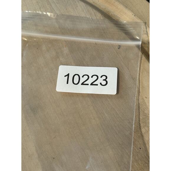 Carmen Marc Valvo Top Women's Small Black White Zipper Detail Sleeveless NEW - Picture 7 of 7